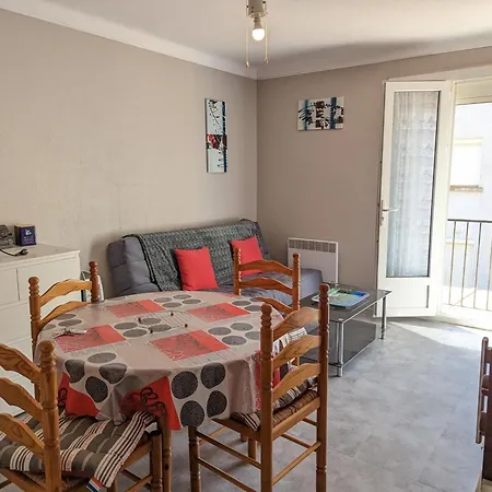 Apartment Renove Avec Balcon, Clim, Proche Plage, Parking, Pour 3/4 Pers. - Fr-1-797-45 *