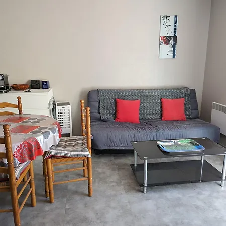 Renove Avec Balcon, Clim, Proche Plage, Parking, Pour 3/4 Pers. - Fr-1-797-45 Apartment